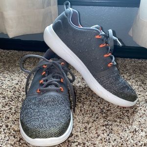 Under Armour Charged 24/7 - Grey and Orange